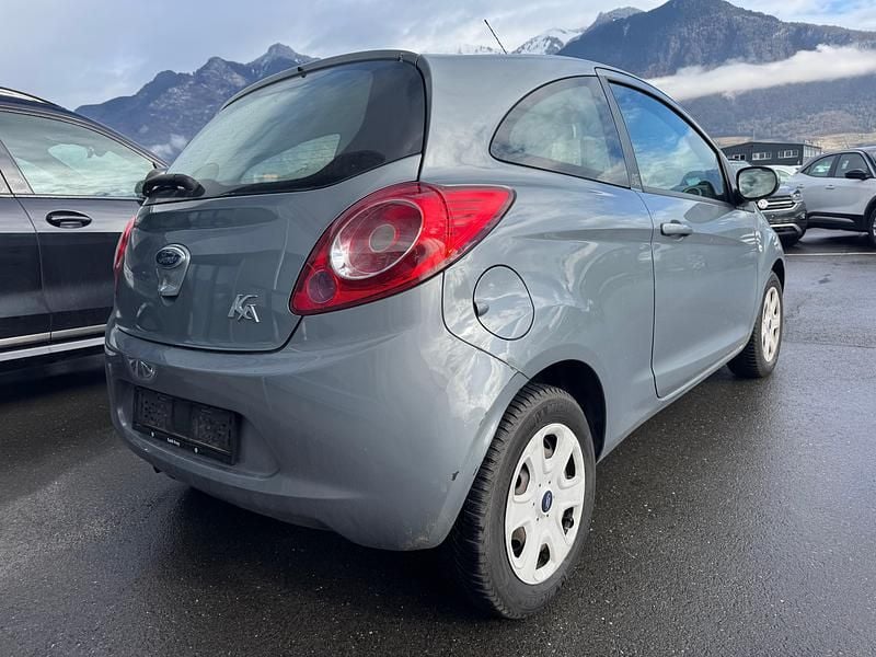 Gebraucht Ford Ka Trend 69 PS (50 kW) 2011 Kleinwagen