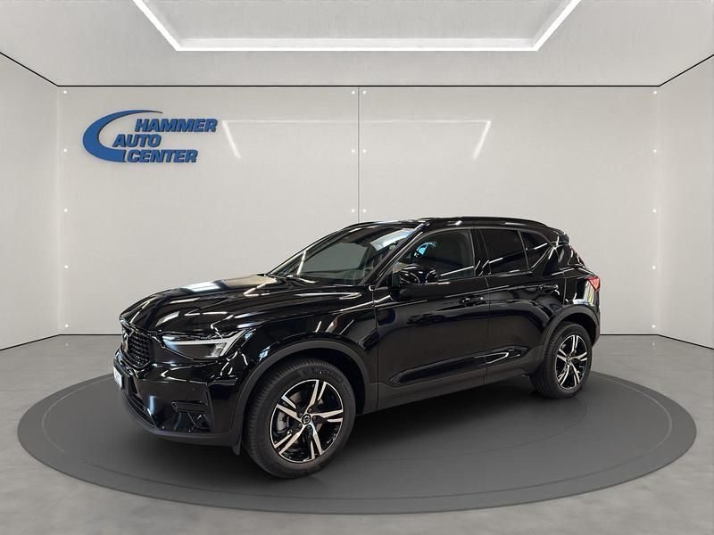 Schwarz Neu 2025 Volvo XC40 Plus SUV | CHF 47’900 - Bild 1/4