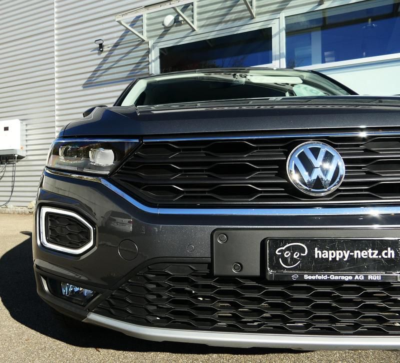 Gebraucht VW T-Roc Advance 150 PS (110 kW) 2018 Grau SUV