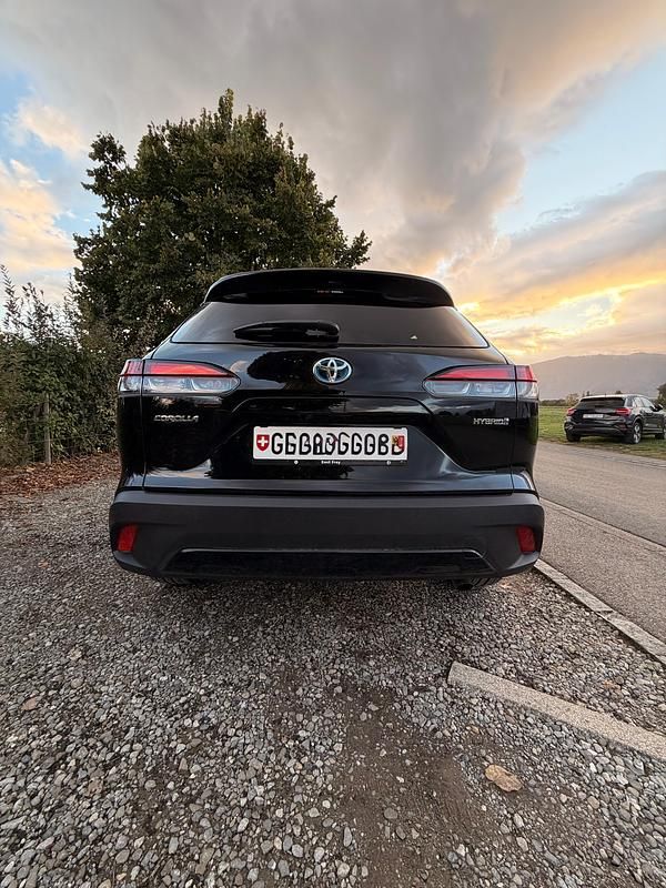 Gebraucht Toyota Corolla Cross Trend 197 PS (144 kW) 2023 SUV