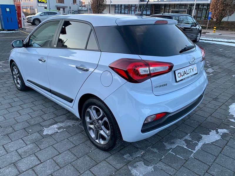Gebraucht Hyundai i20 Active 120 PS (88 kW) 2020 Kleinwagen