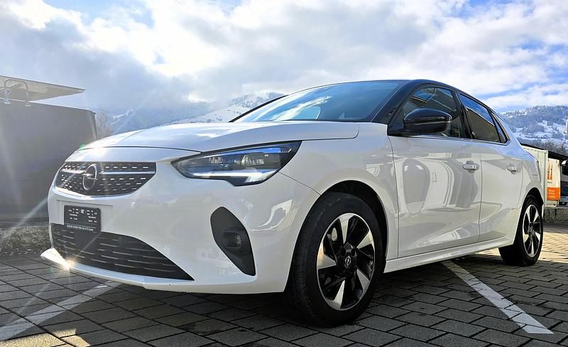 Gebraucht 2021 Opel Corsa-e Elegance Kleinwagen | CHF 14’500 (Fairer Preis) - Bild 1/4