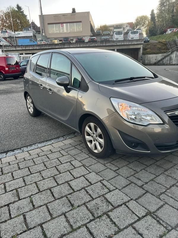 Gebraucht Opel Meriva Cosmo 140 PS (102 kW) 2011 Van / Kleinbus