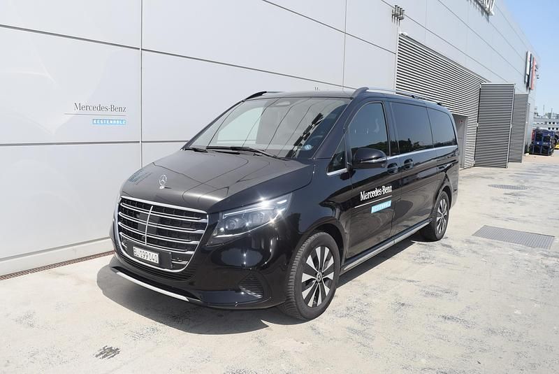 Gebraucht 2024 Mercedes V300 Exclusive Van / Kleinbus | CHF 77’500 (Teuer) - Bild 1/4