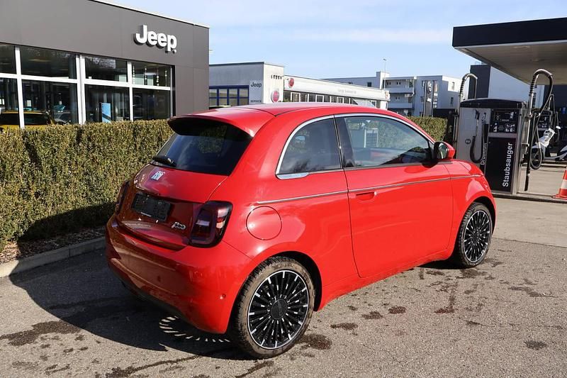 Gebraucht Fiat 500e La Prima 86 kW (118 PS) 2025 Limousine