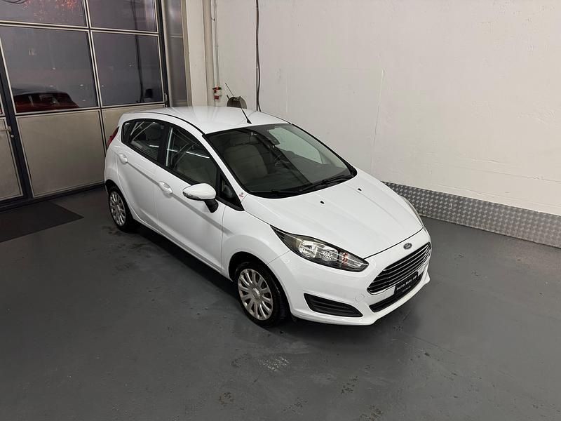 Gebraucht Ford Fiesta Trend 100 PS (73 kW) 2015