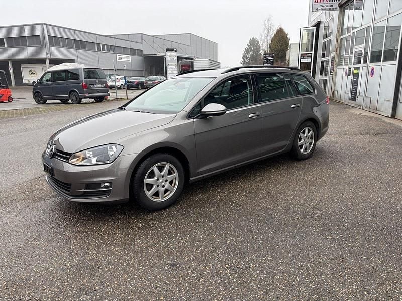 Gebraucht VW Golf VII Trendline 105 PS (77 kW) 2013 Kombi