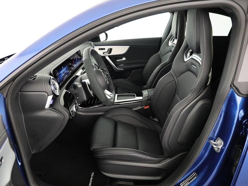 Gebraucht Mercedes CLA45 AMG AMG 421 PS (309 kW) 2025 Blau Limousine