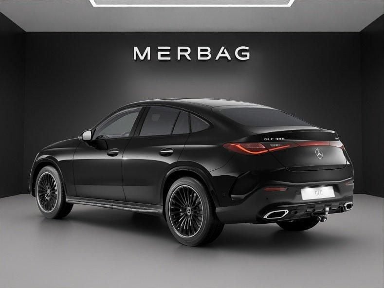 Neu Mercedes GLC300 258 PS (189 kW) 2026 Schwarz Coupé
