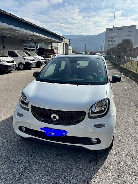 Gebraucht Smart ForFour 90 PS (66 kW) 2018 Kleinwagen