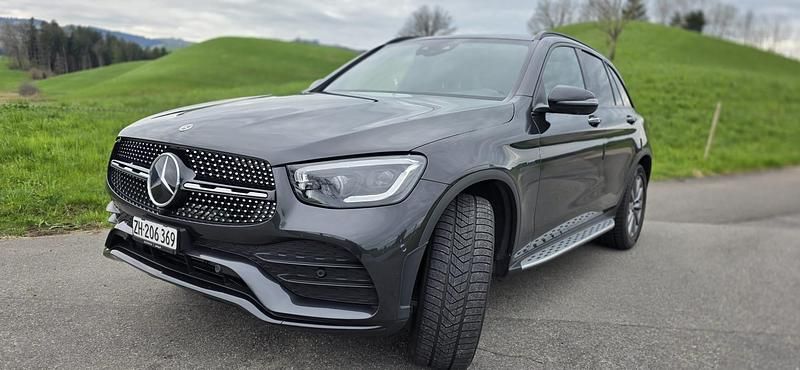Gebraucht Mercedes GLC300e AMG line Plus 319 PS (234 kW) 2021