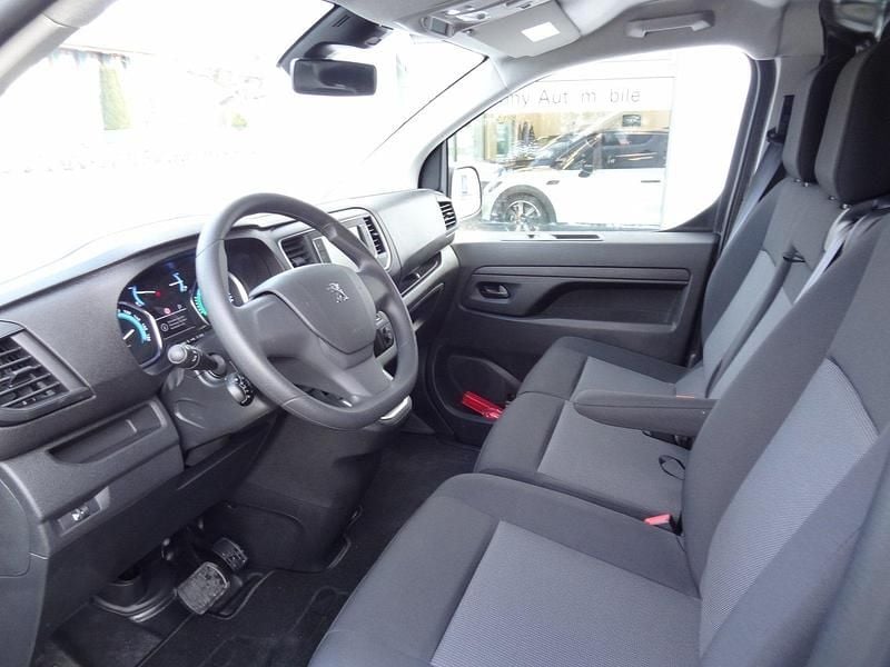 Neu Peugeot e-Expert 100 kW (136 PS) 2025 Van
