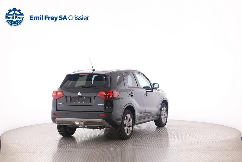 Neu Suzuki Vitara 110 PS (80 kW) 2026 Schwarz SUV