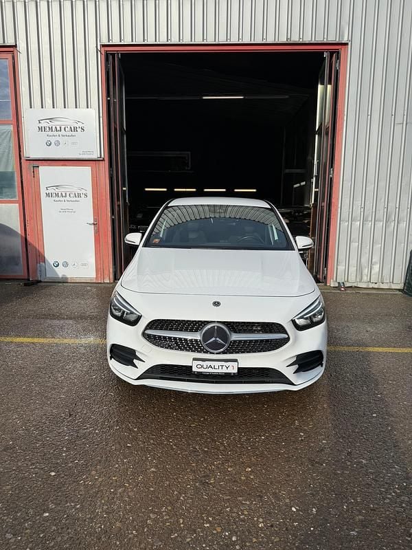 Gebraucht 2020 Mercedes B200 AMG line Van / Kleinbus | CHF 17’900 - Bild 1/4