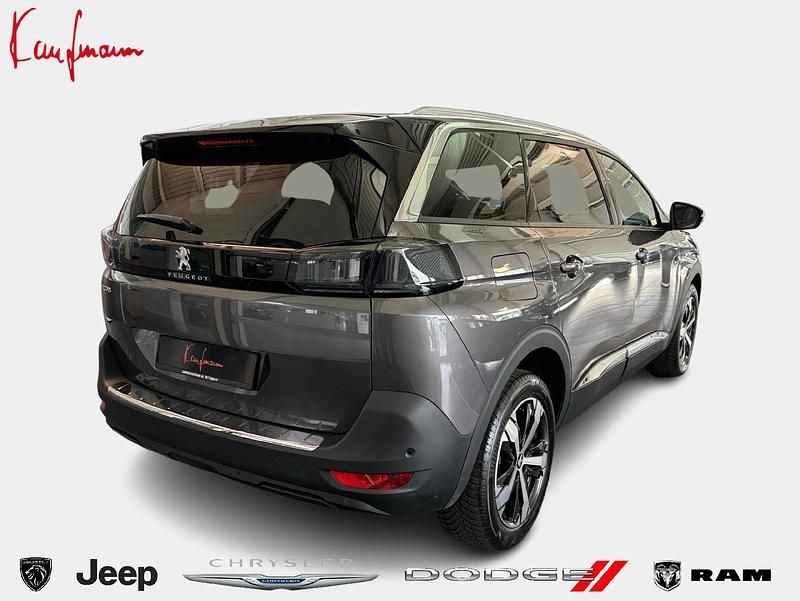 Gebraucht Peugeot 5008 Allure 131 PS (96 kW) 2023 Grau Van / Kleinbus