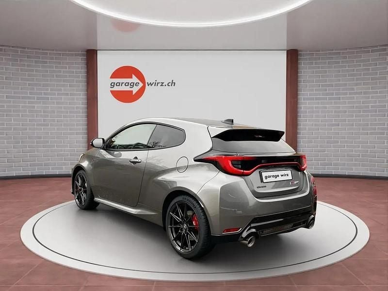 Neu Toyota Yaris Sport 280 PS (205 kW) 2025 Gray Kleinwagen