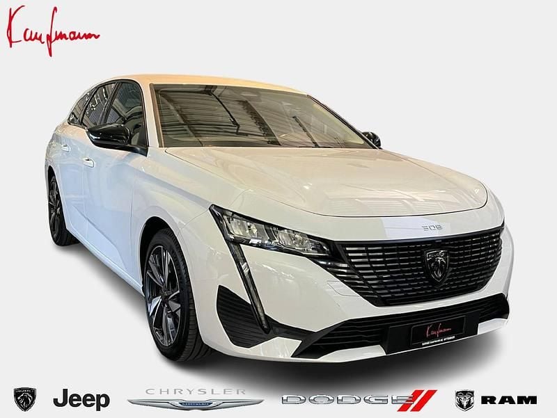 Weiss Gebraucht 2022 Peugeot 308 SW Allure Kombi | CHF 24’308 (Etwas zu teuer) - Bild 1/4