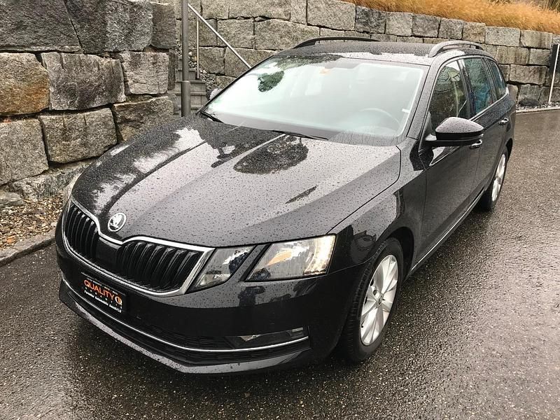 Gebraucht 2017 Skoda Octavia Ambition Kombi | CHF 14’900 (Teuer) - Bild 1/4