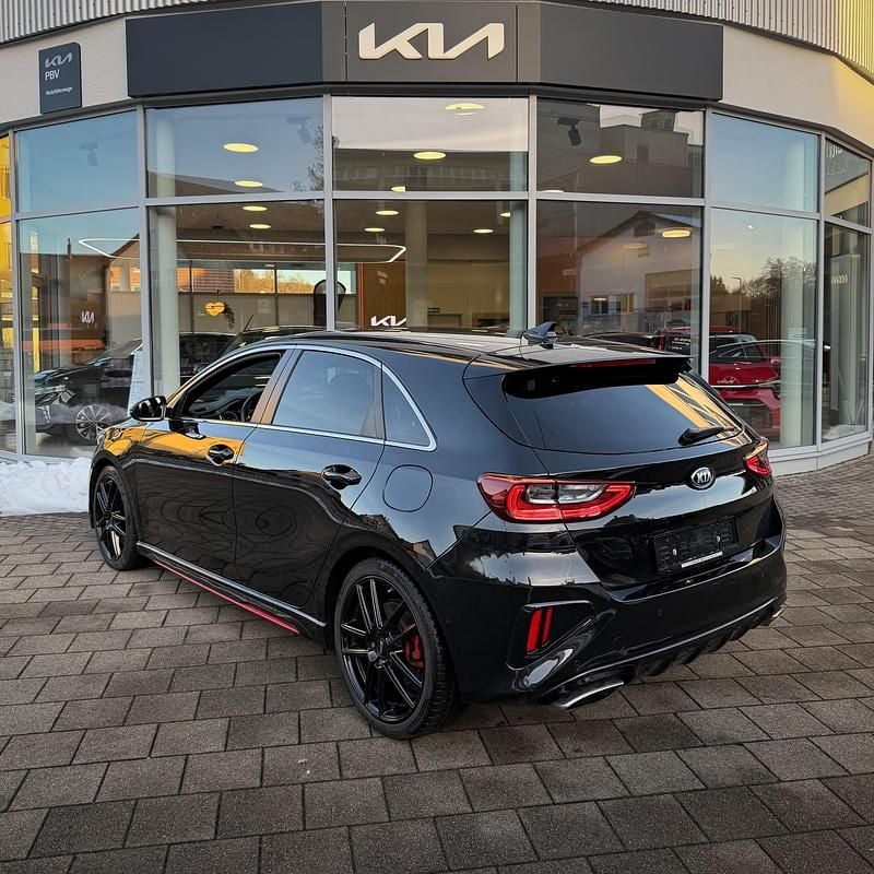 Gebraucht Kia Ceed GT GT 204 PS (150 kW) 2022 Schwarz Limousine