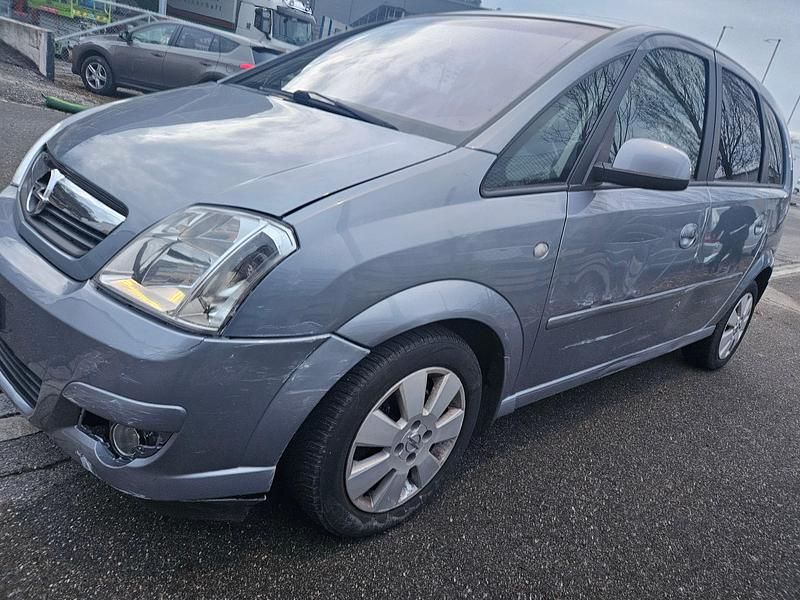 Gebraucht Opel Meriva Edition 125 PS (91 kW) 2009 Van / Kleinbus