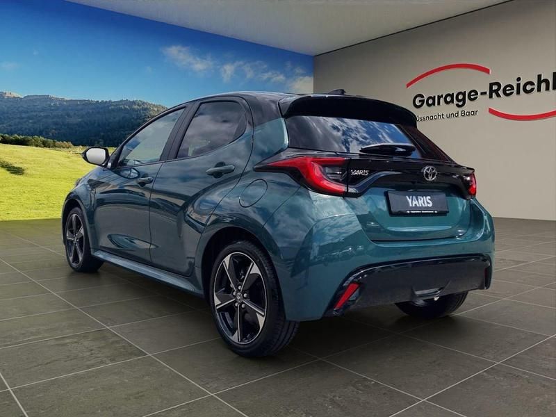 Neu Toyota Yaris Hybrid Premium 131 PS (96 kW) 2026 Kleinwagen