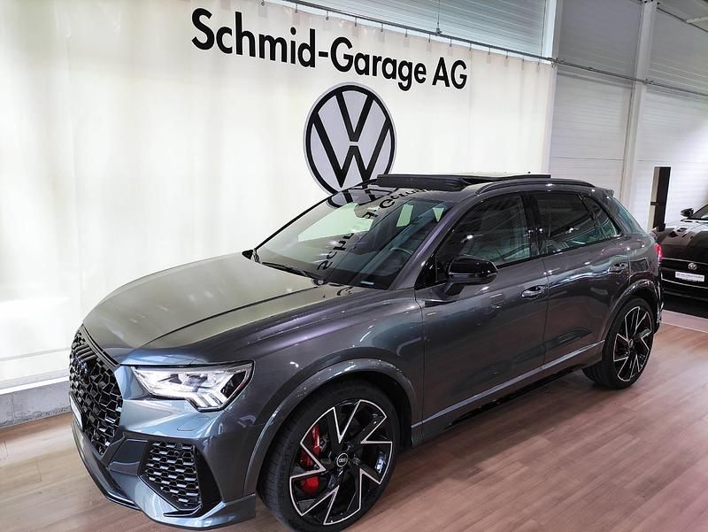 Grau Gebraucht 2020 Audi RS Q3 Sport SUV | CHF 47’950 (Fairer Preis) - Bild 1/4