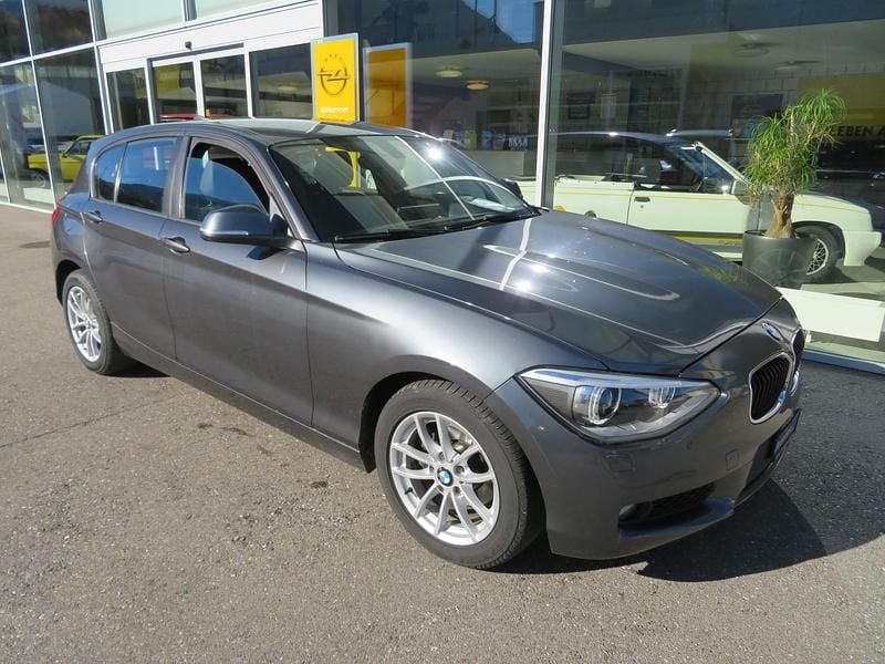 Gebraucht BMW 116 Sport Line 136 PS (100 kW) 2013 Grau Kleinwagen