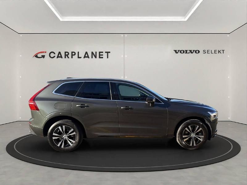 Gebraucht Volvo XC60 Momentum 211 PS (155 kW) 2021 Grau SUV