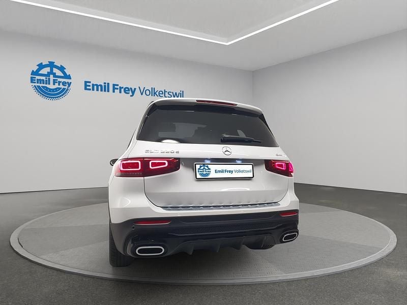 Gebraucht Mercedes GLB220 AMG line 190 PS (139 kW) 2025 Weiss SUV