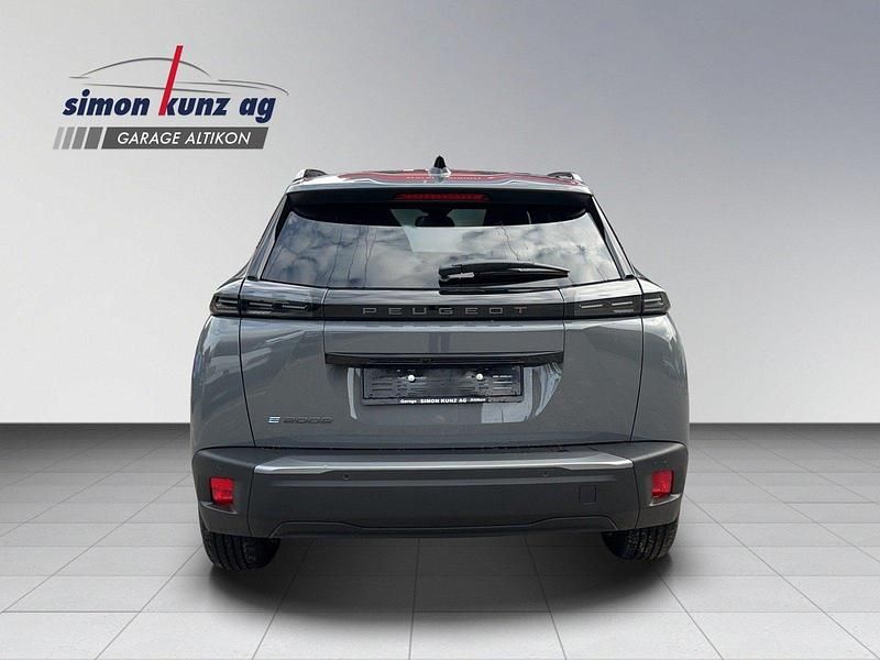 Gebraucht Peugeot e-2008 Allure 114 kW (156 PS) 2023 Grau SUV