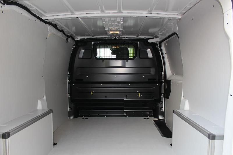 Neu Opel Vivaro S 144 PS (105 kW) 2025 Van / Kleinbus