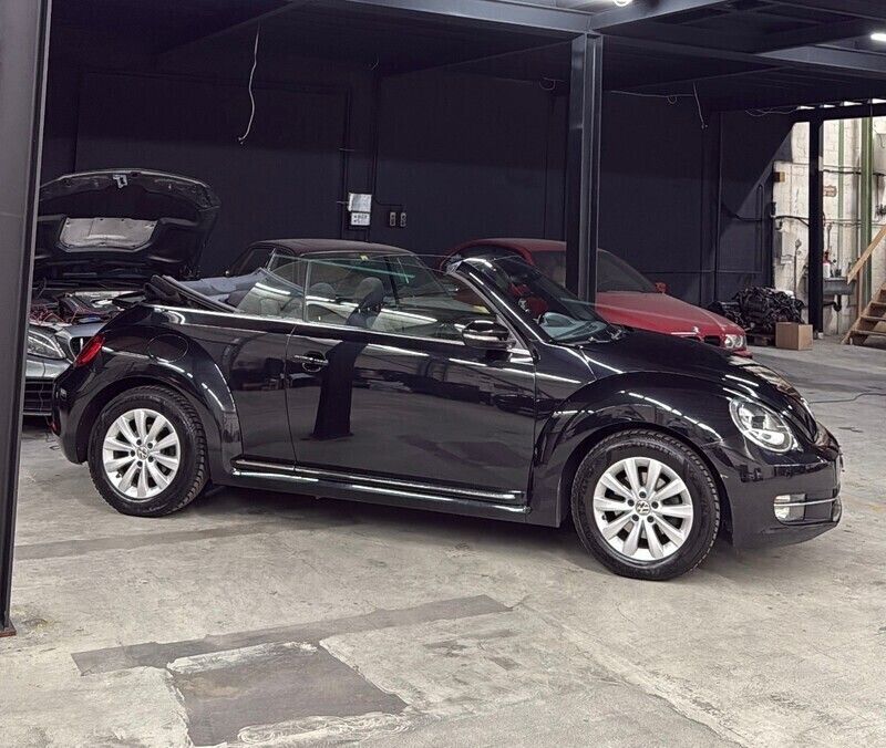 Gebraucht VW Beetle Cabriolet Design 105 PS (77 kW) 2013 Cabrio