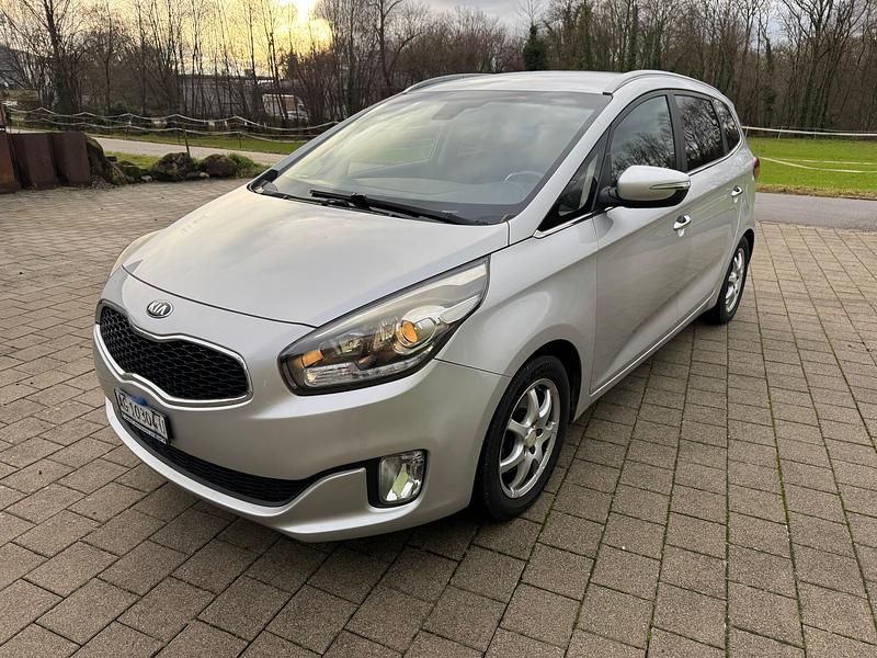 Gebraucht 2015 Kia Carens Classic Van / Kleinbus | CHF 4’450 - Bild 1/4