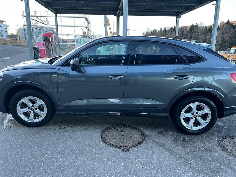 Gebraucht Audi Q3 Sportback Attraction 245 PS (180 kW) 2022 SUV