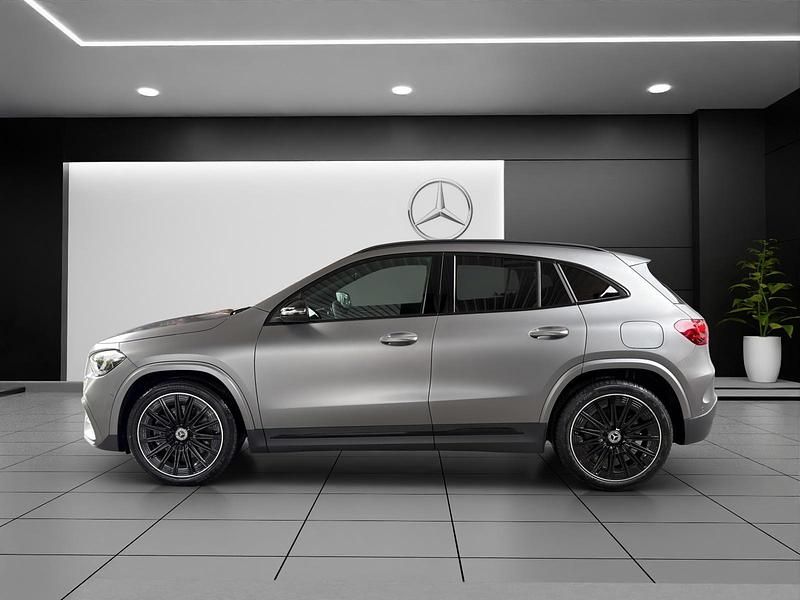 Neu Mercedes GLA250 224 PS (164 kW) 2026 Grau SUV