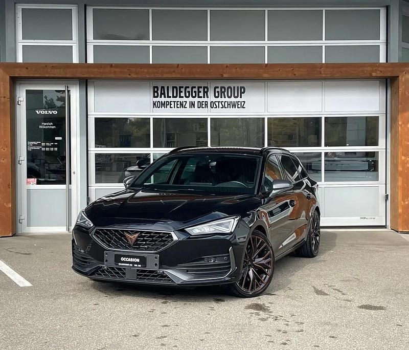 Schwarz Gebraucht 2025 Seat Leon ST 4Drive Kombi | CHF 27’400 - Bild 1/4