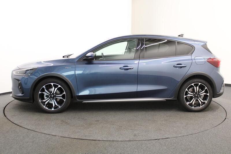 Gebraucht Ford Focus Active X 155 PS (114 kW) 2023 Blau Limousine