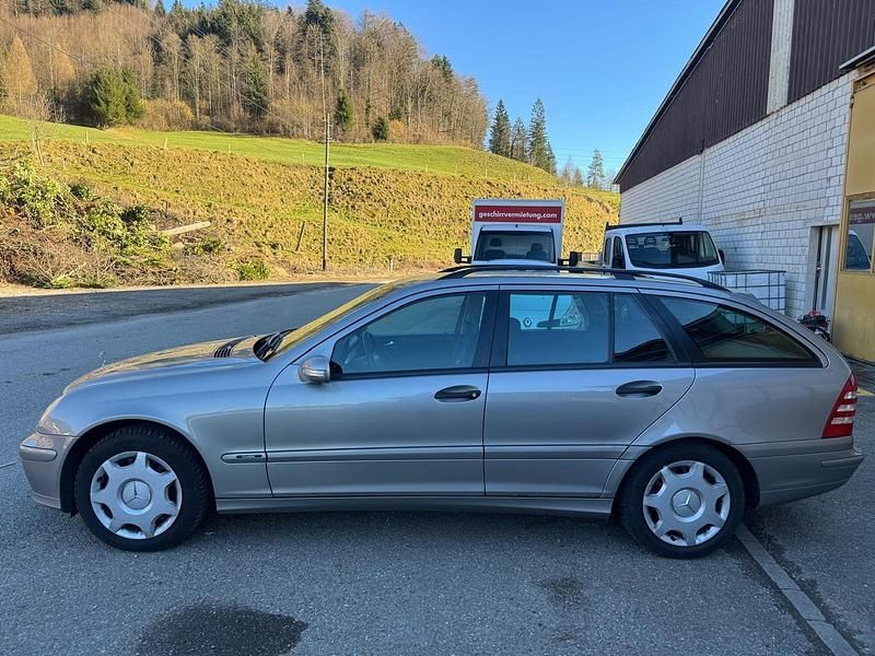 Gebraucht Mercedes C220 150 PS (110 kW) 2005