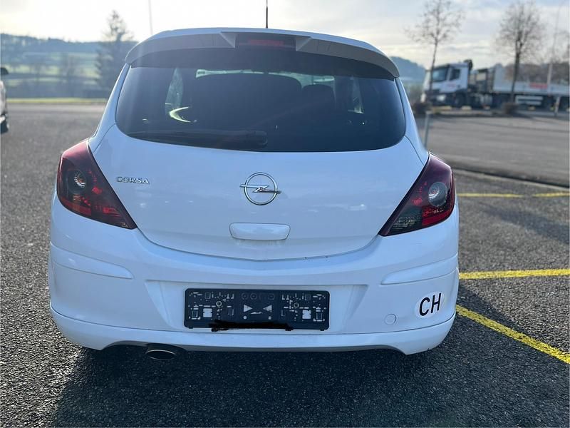 Gebraucht Opel Corsa Enjoy 90 PS (66 kW) 2009 Kleinwagen