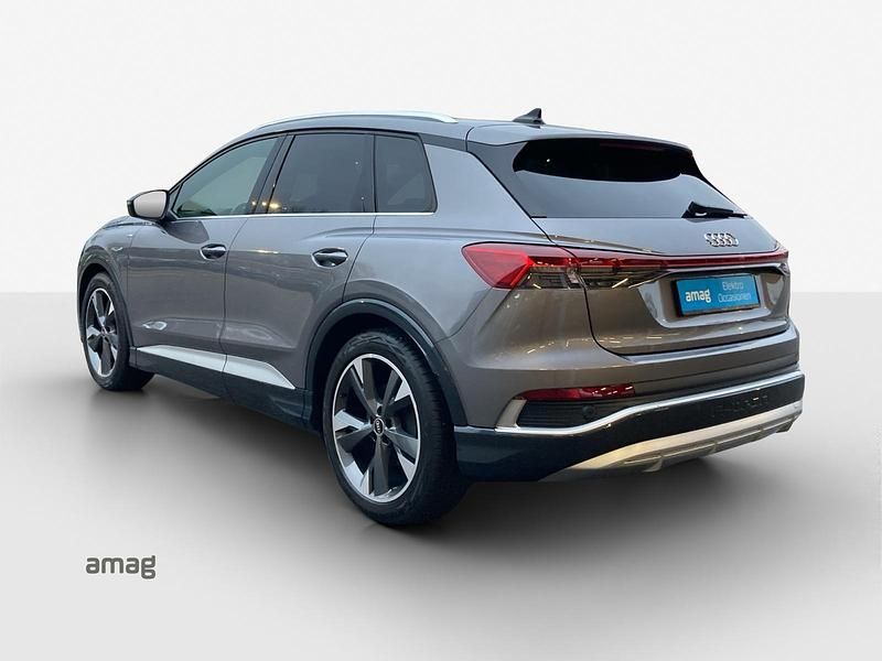 Gebraucht Audi Q4 e-tron Ambiente 219 kW (299 PS) 2021 Taifungrau metallic SUV