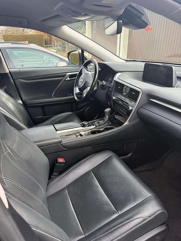 Gebraucht Lexus RX450h 313 PS (230 kW) 2017 SUV