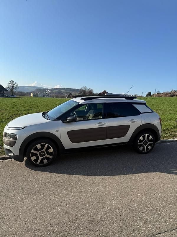 Gebraucht Citroën C4 Cactus Feel 82 PS (60 kW) 2014 Kleinwagen