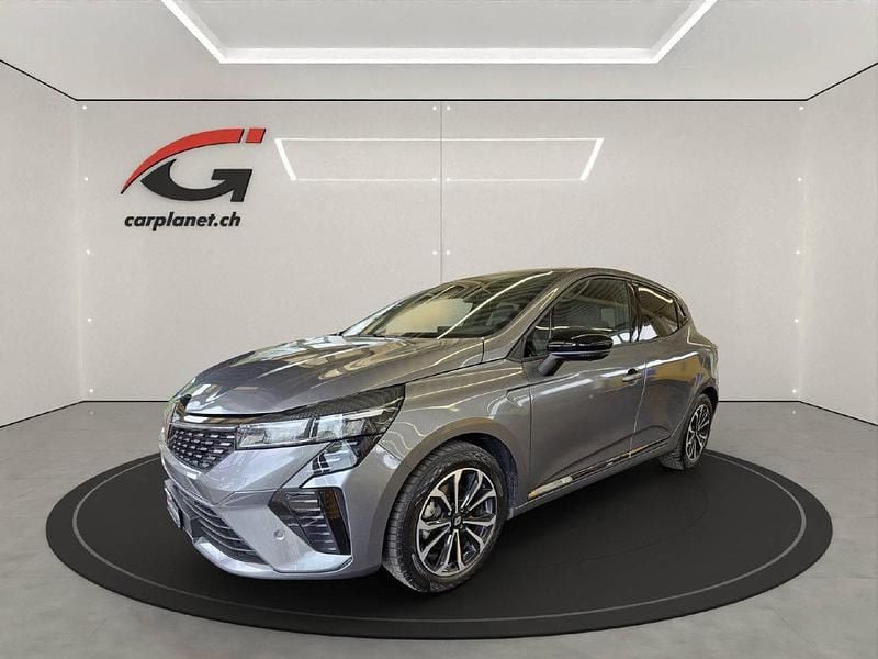 Gebraucht Renault Clio V Techno 143 PS (105 kW) 2024 Grau Limousine