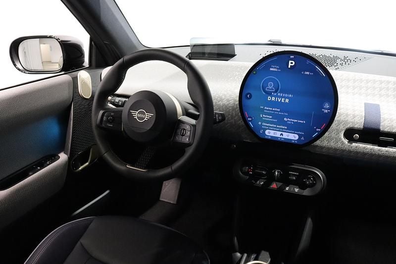 Gebraucht Mini Cooper SE 160 kW (218 PS) 2025 Schwarz Kleinwagen