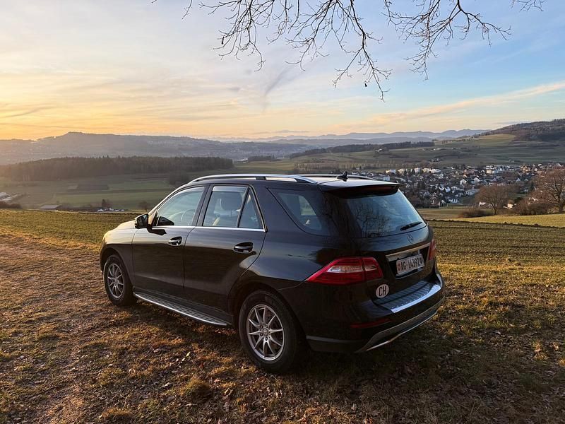 Gebraucht Mercedes ML350 258 PS (189 kW) 2013 SUV