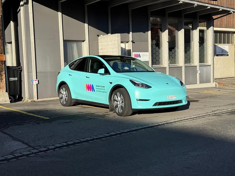 Gebraucht 2023 Tesla Model Y SUV | CHF 34’020 (Fairer Preis) - Bild 1/4