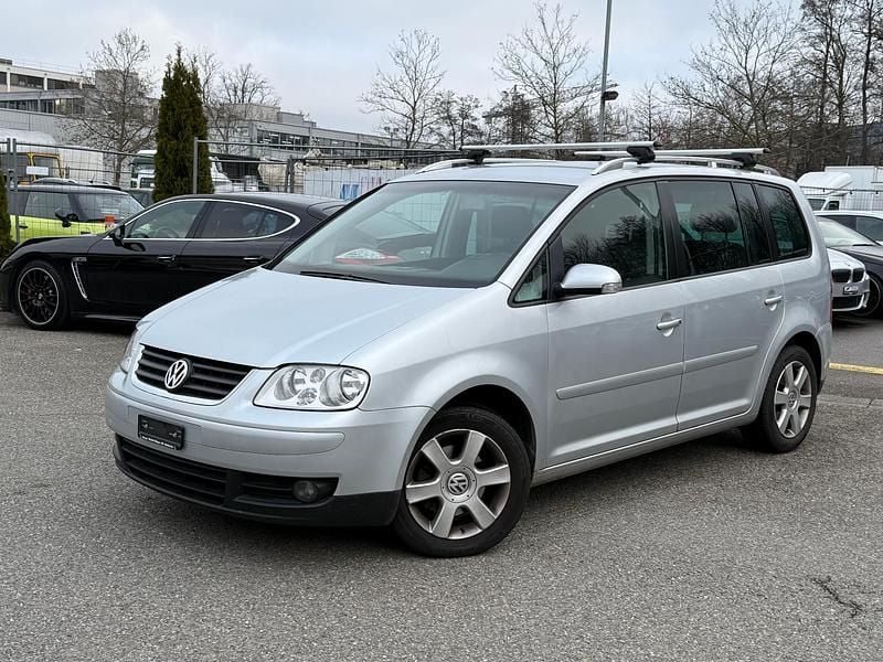 Gebraucht 2004 VW Touran Trendline Van / Kleinbus | CHF 1’499 (Guter Preis) - Bild 1/4