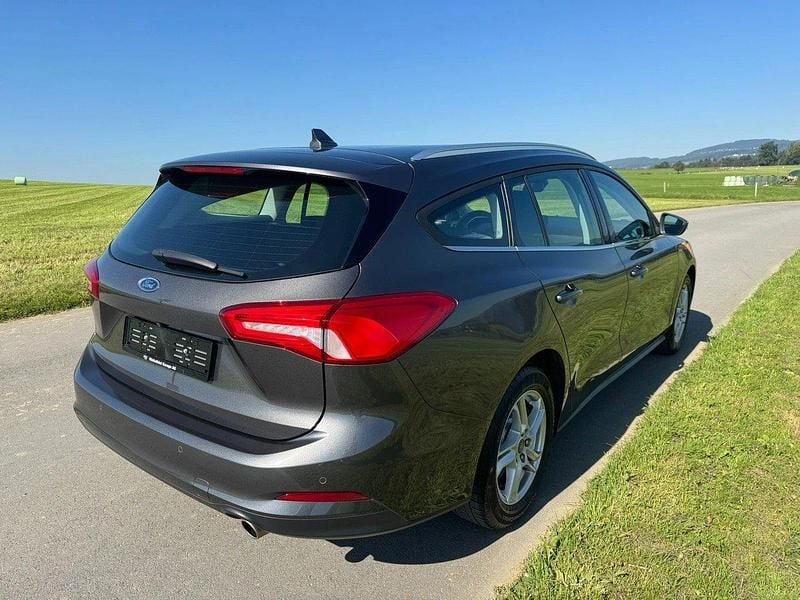 Gebraucht Ford Focus Cool & Connect 125 PS (91 kW) 2021 Kombi