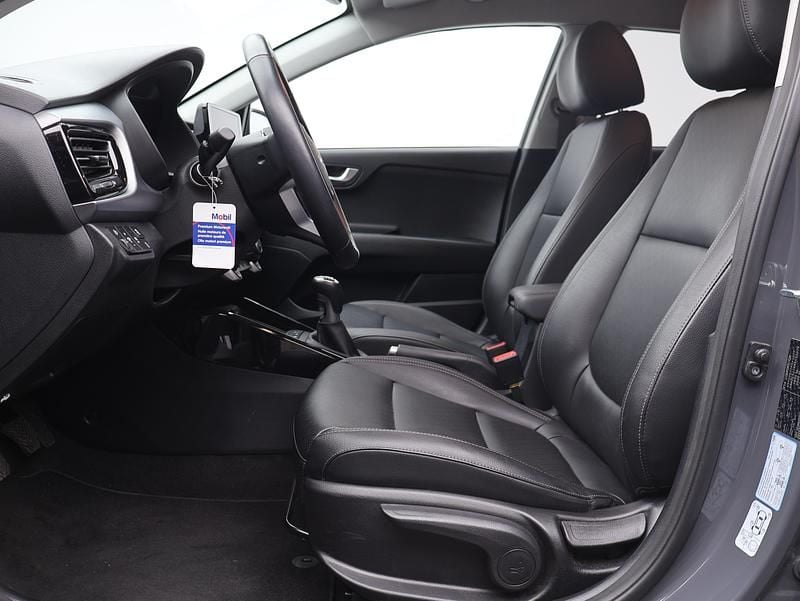 Gebraucht Kia Rio Style 120 PS (88 kW) 2022 Grau Limousine