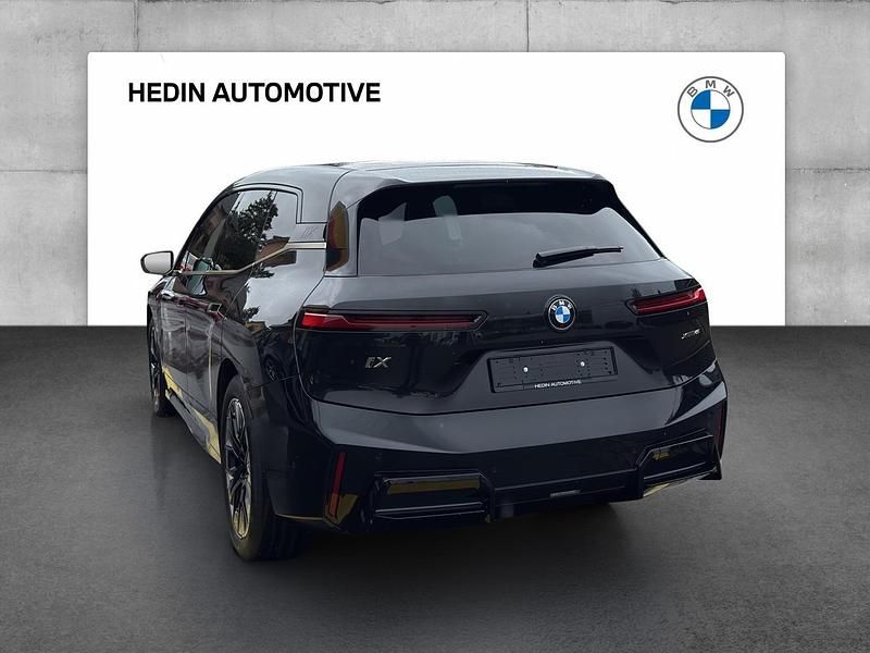 Gebraucht BMW iX M Sport 300 kW (408 PS) 2025 Schwarz SUV
